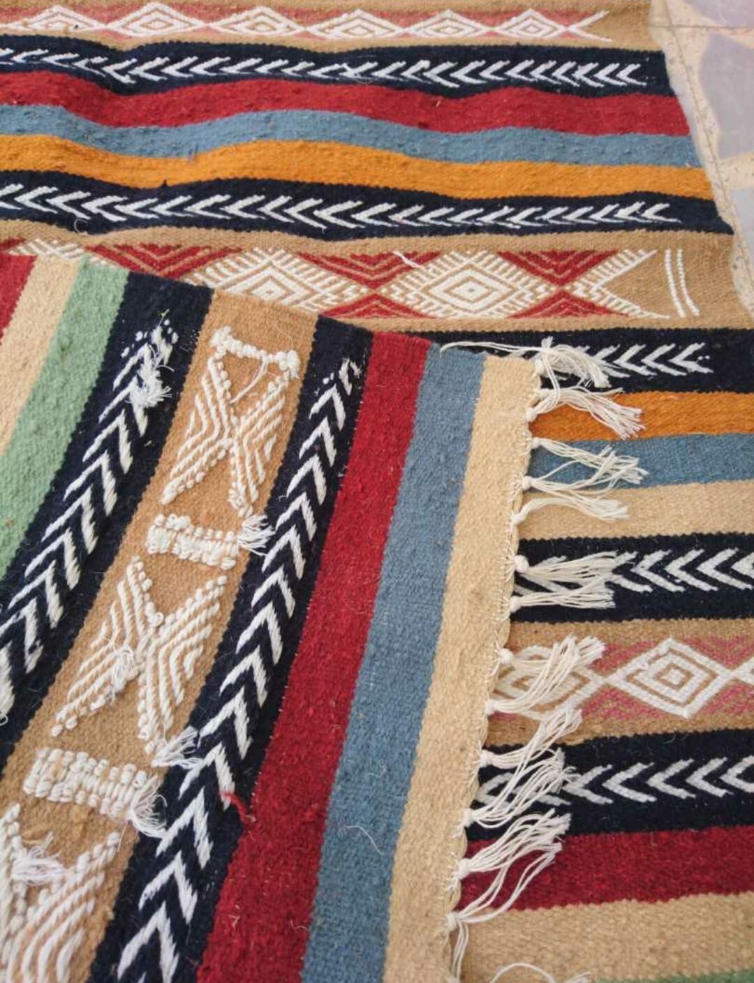 Wool hand-made carpet Kilim multicolor 97x144cm