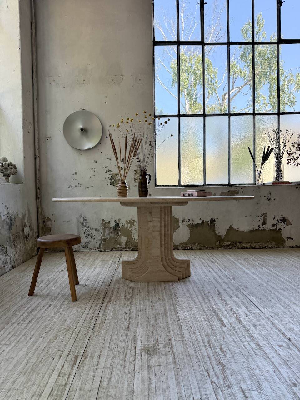Travertine dining table 1970 Italy Tobia Scarpa