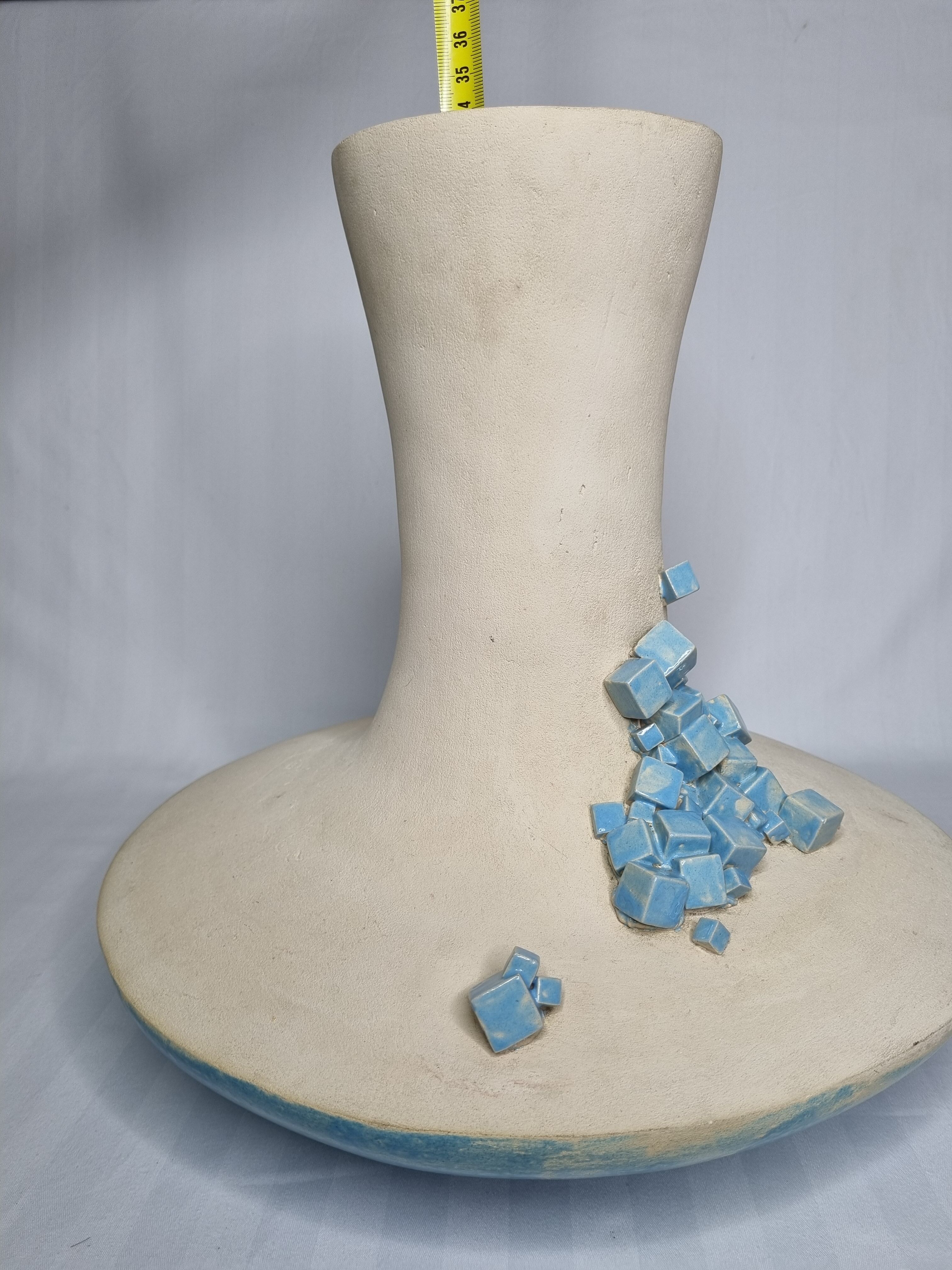 Design rocking vase in glazed ceramic with crystal decoration, 34 cm