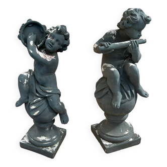 Pair of garden statues