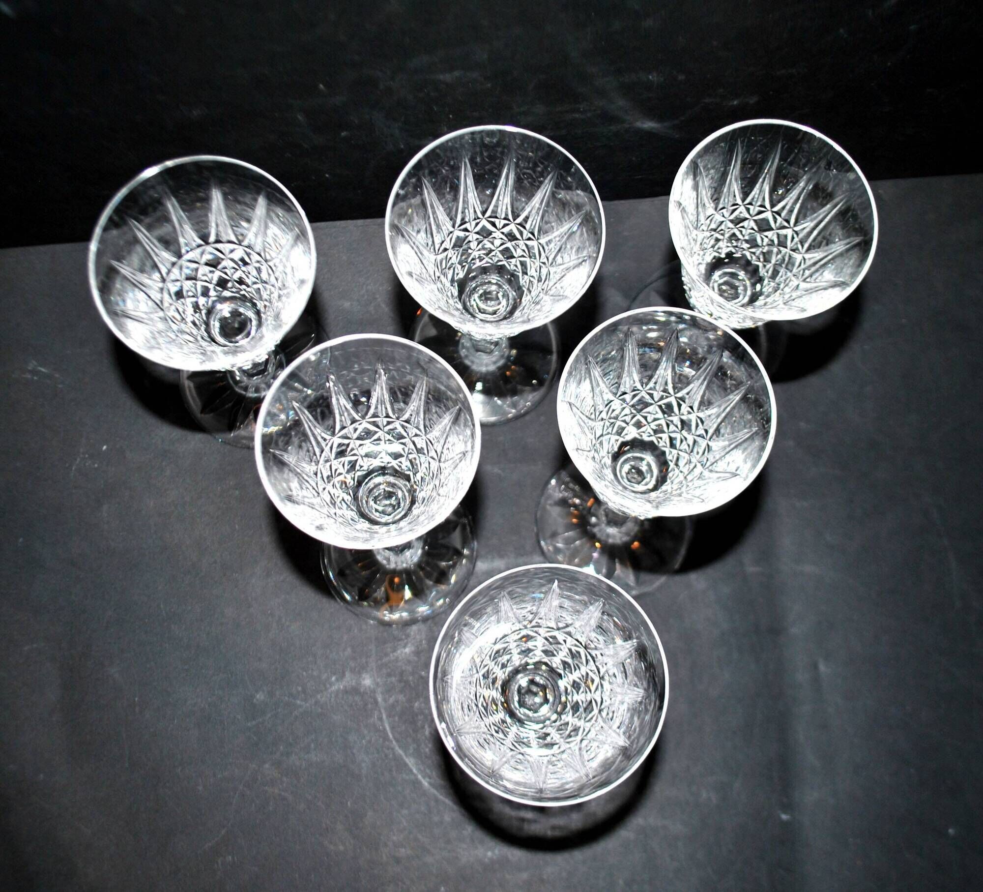 Set of 6 tarn white wine glasses 13.8 cm in diamond cut crystal from saint-louis