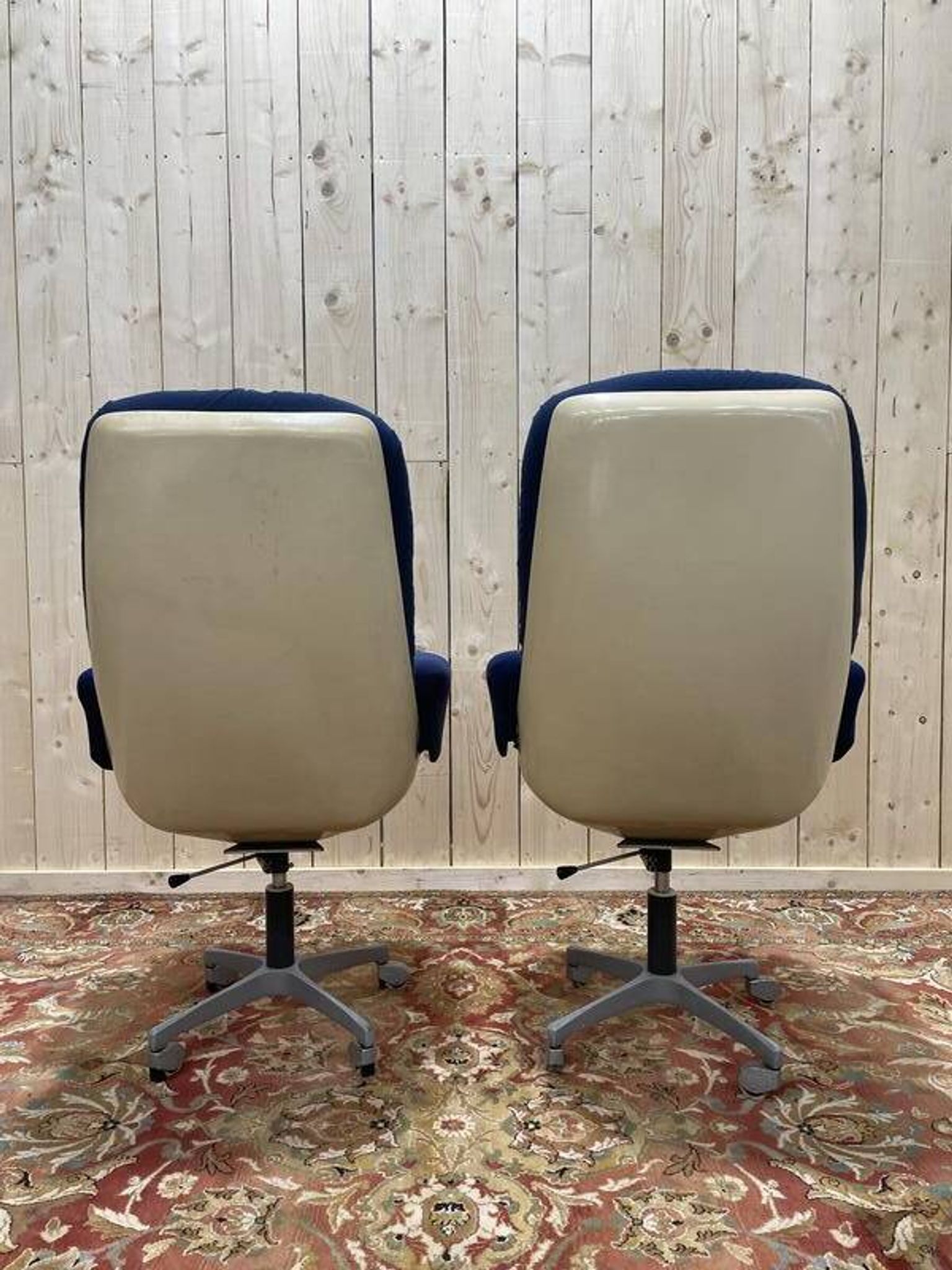 Paire de fauteuils de bureau 1970
