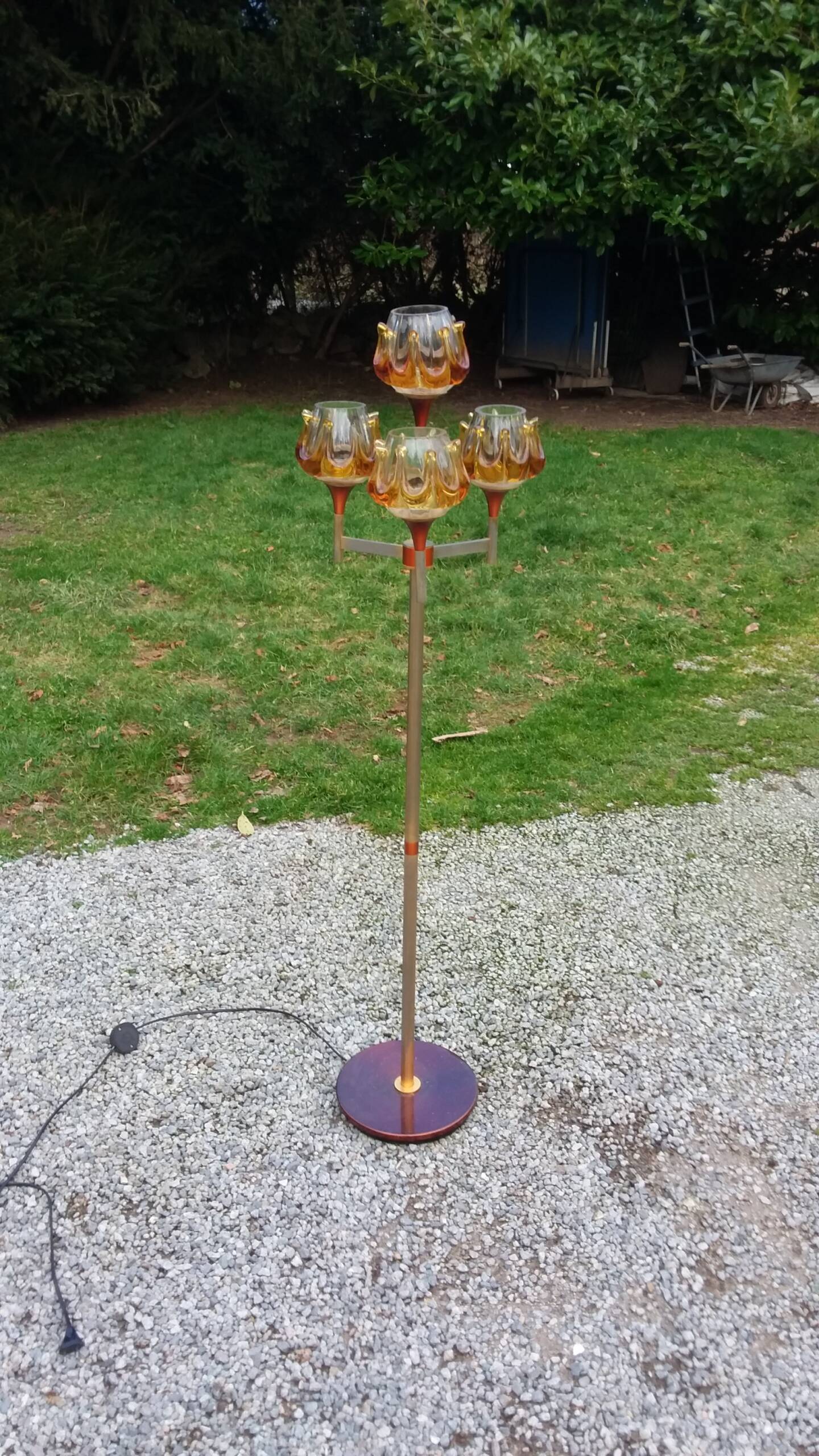 1970s design floor lamp in gold and orange chrome metal with 4 glass tulips