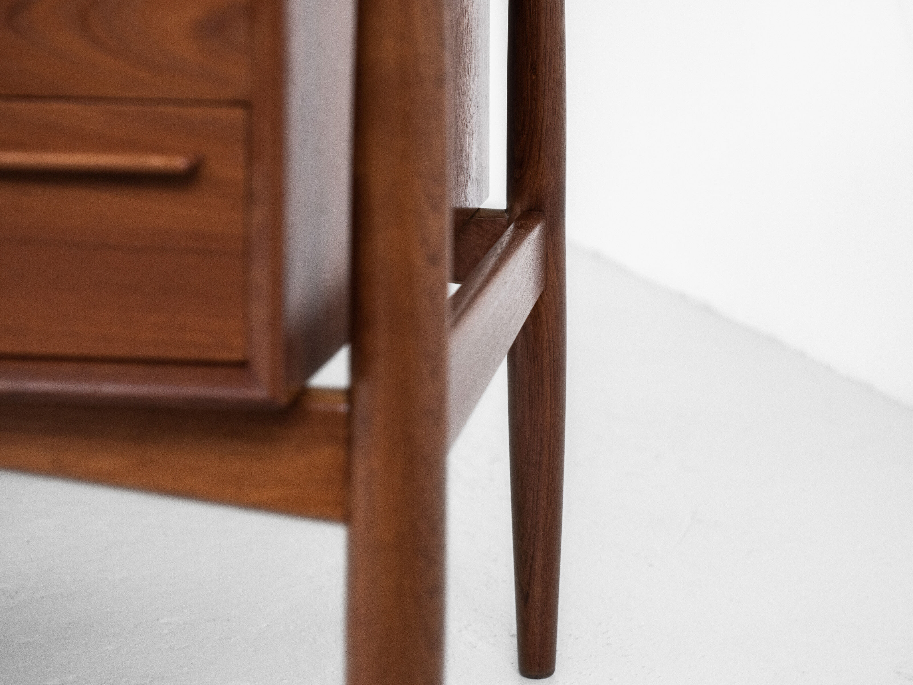 Midcentury Danish desk in teak by Arne Vodder for HP Hansen 1960s