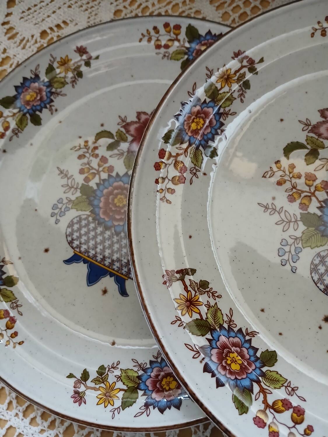 4 antique Sarreguemines plates, "Eclat" pattern