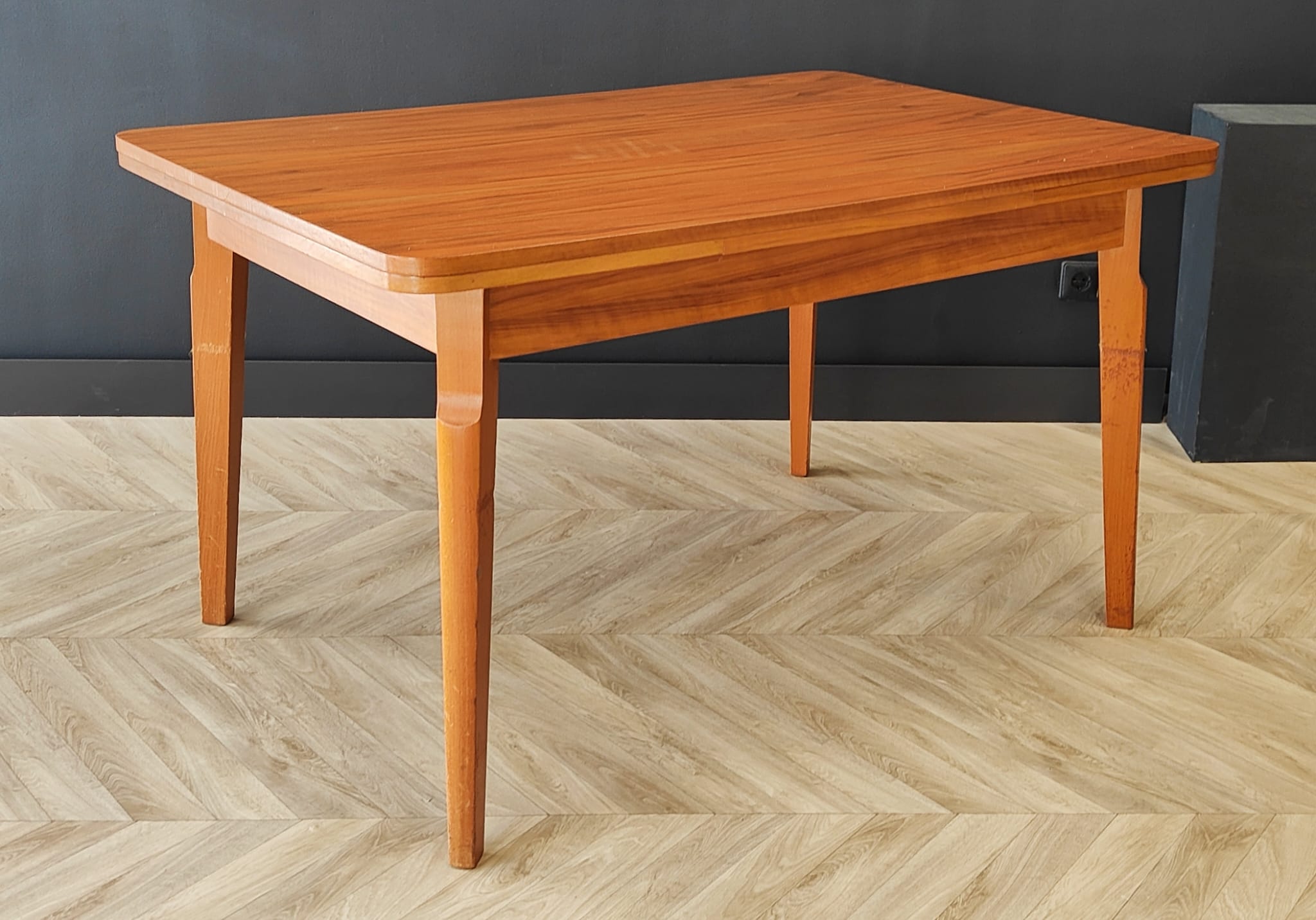 Mid century dining table vintage - extendable