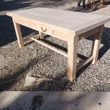 Farmhouse table with drawers