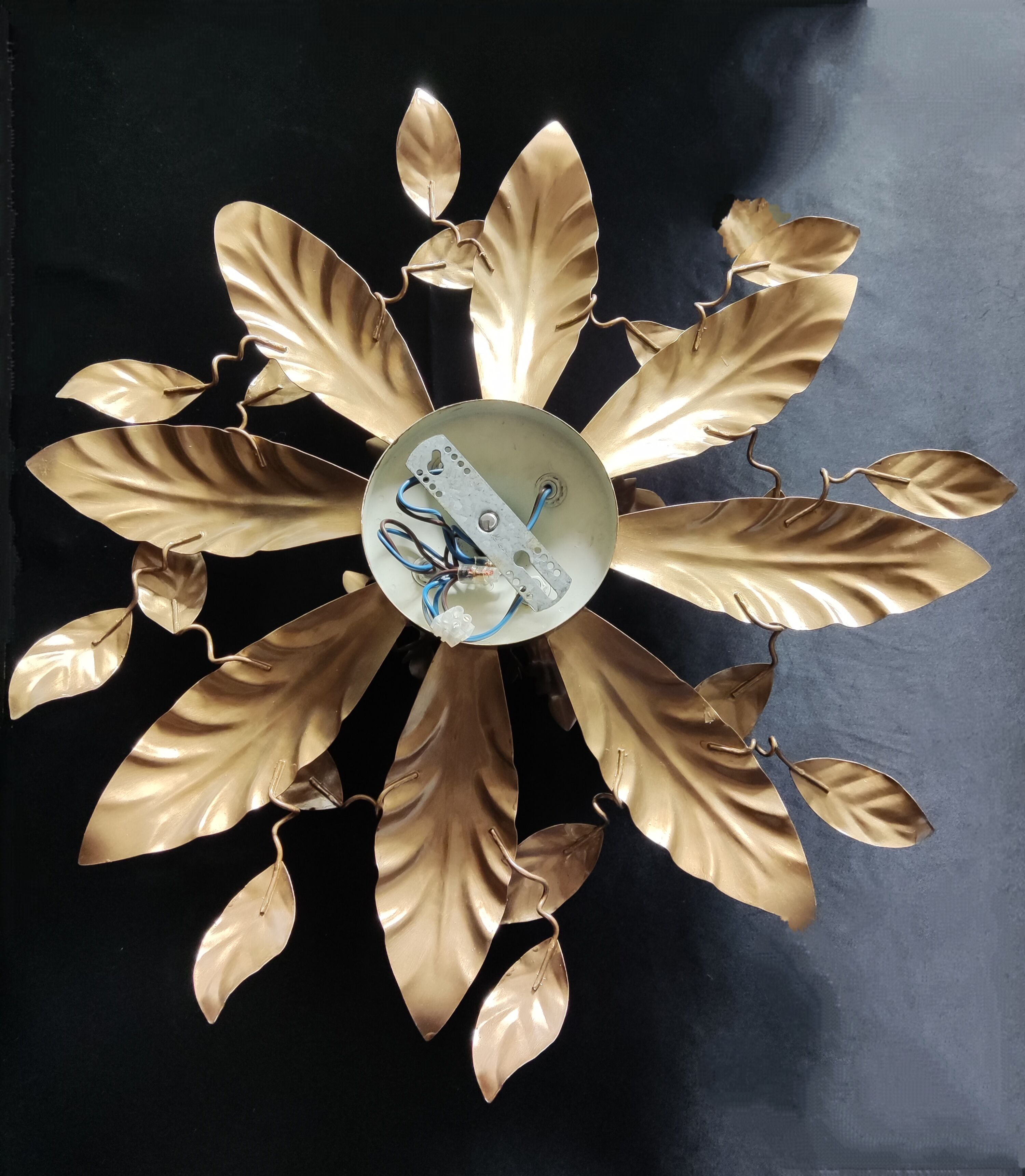 Applique murale feuilles 4 feux