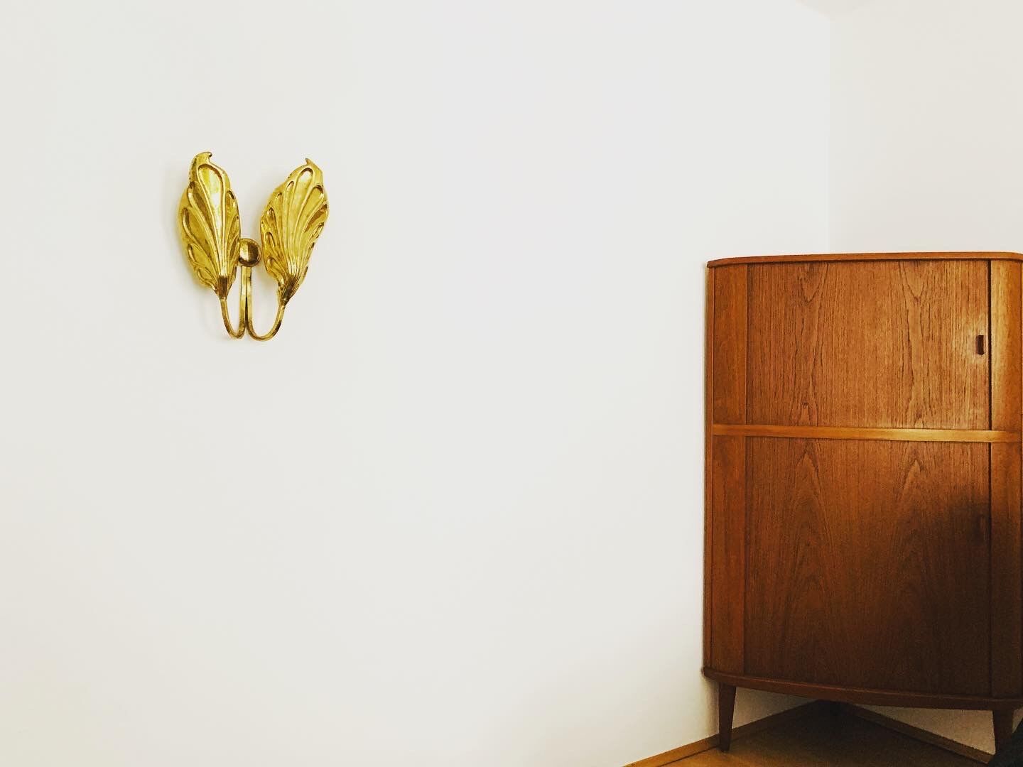 Italian Hollywood Regency Brass Sconce by Tommaso Barbi