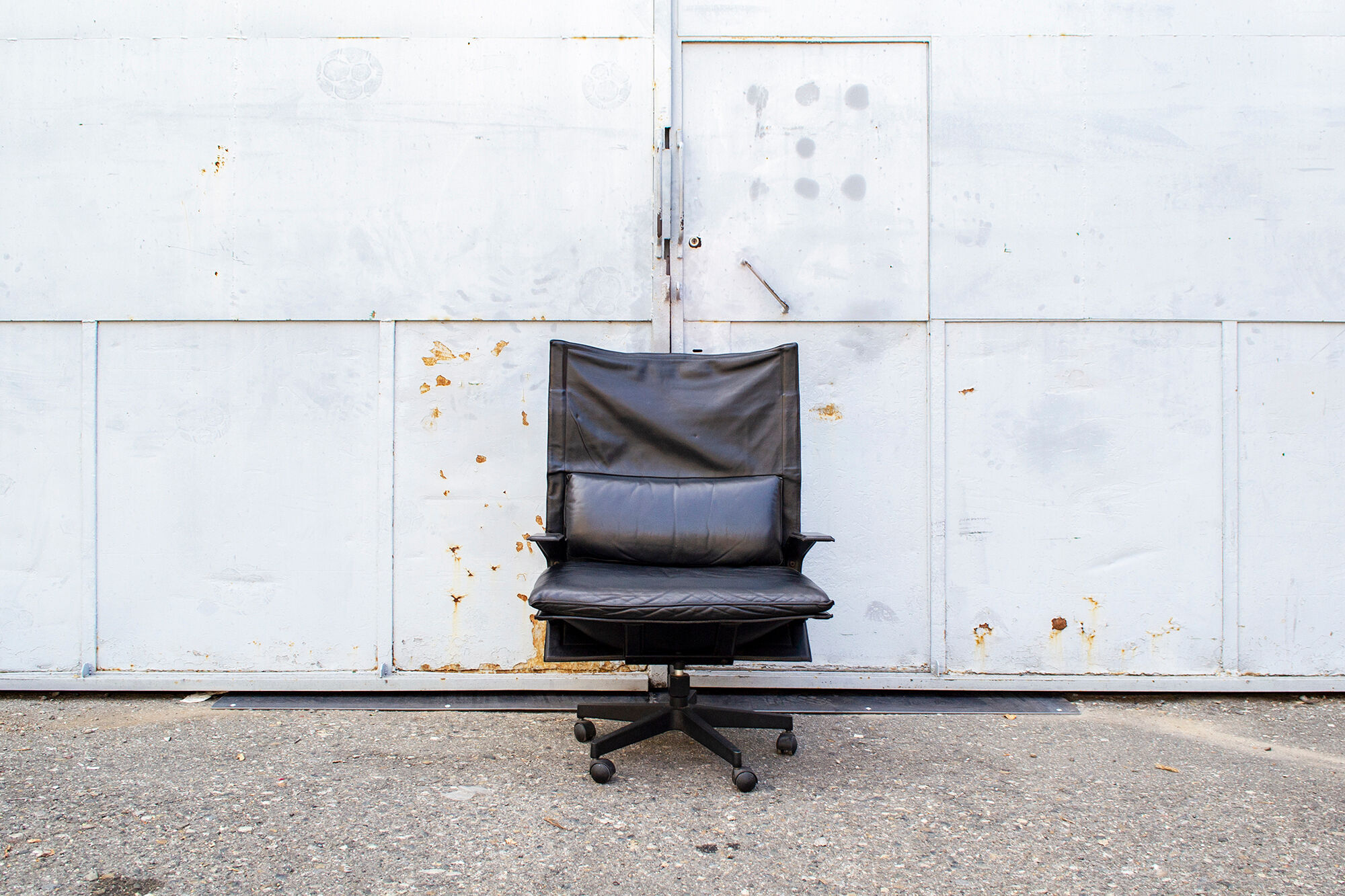 Leather desk armchair by Bernini Italia Anni '80