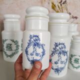 Set of 6 apothecary pots in white opaline 70s