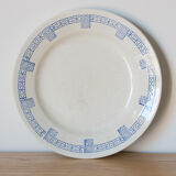 8 old flat plates