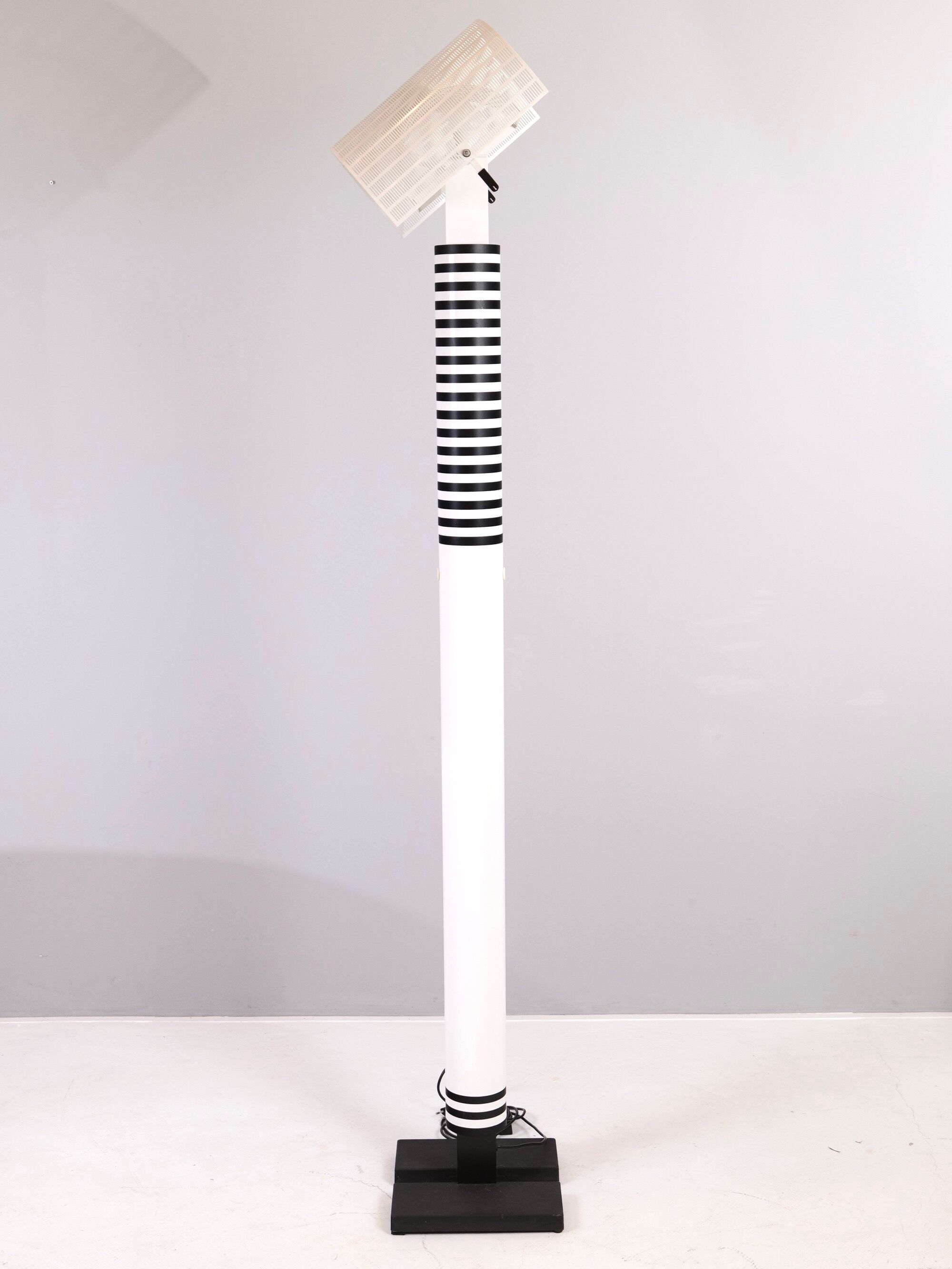 Shogun floor lamp by Mario Botta for Artemide