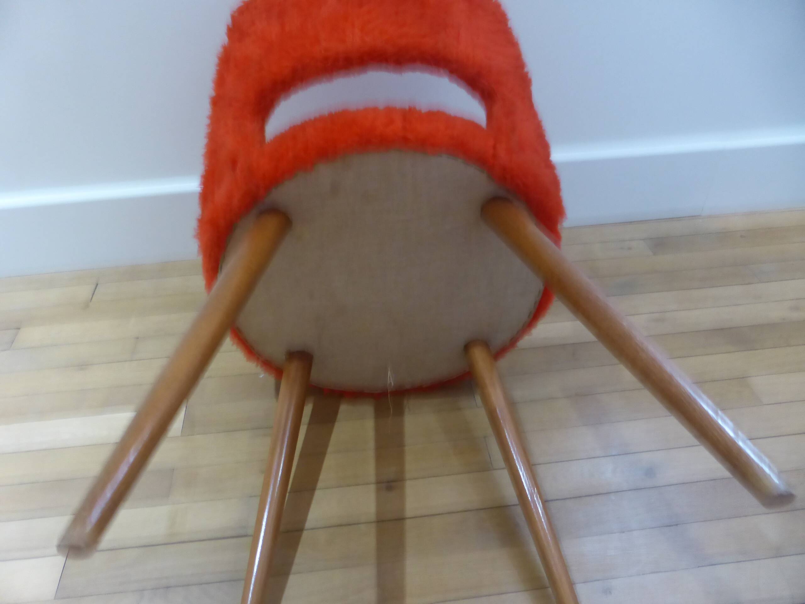 vintage red fur chair
