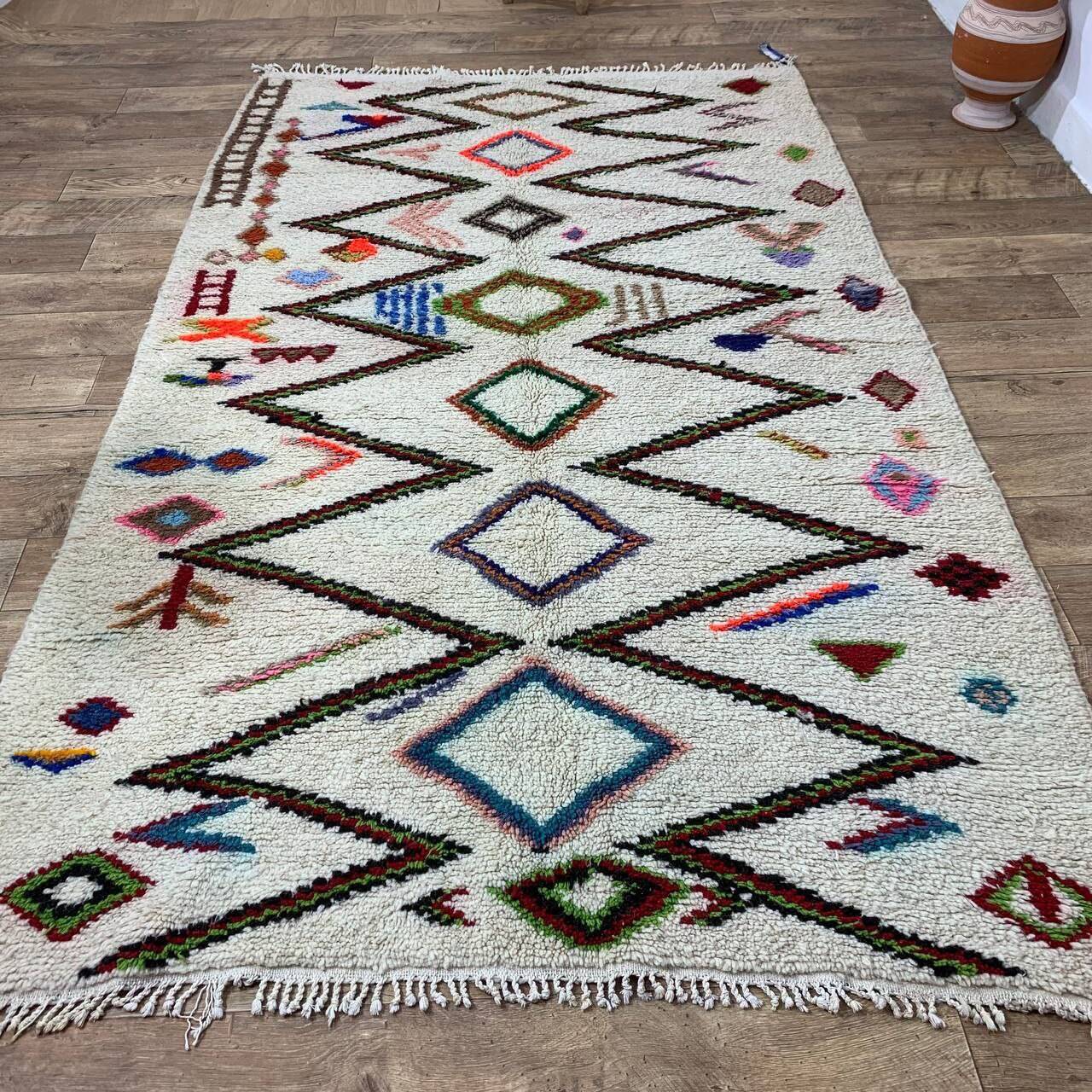 Handmade Moroccan Berber Rug 270 X 160 CM