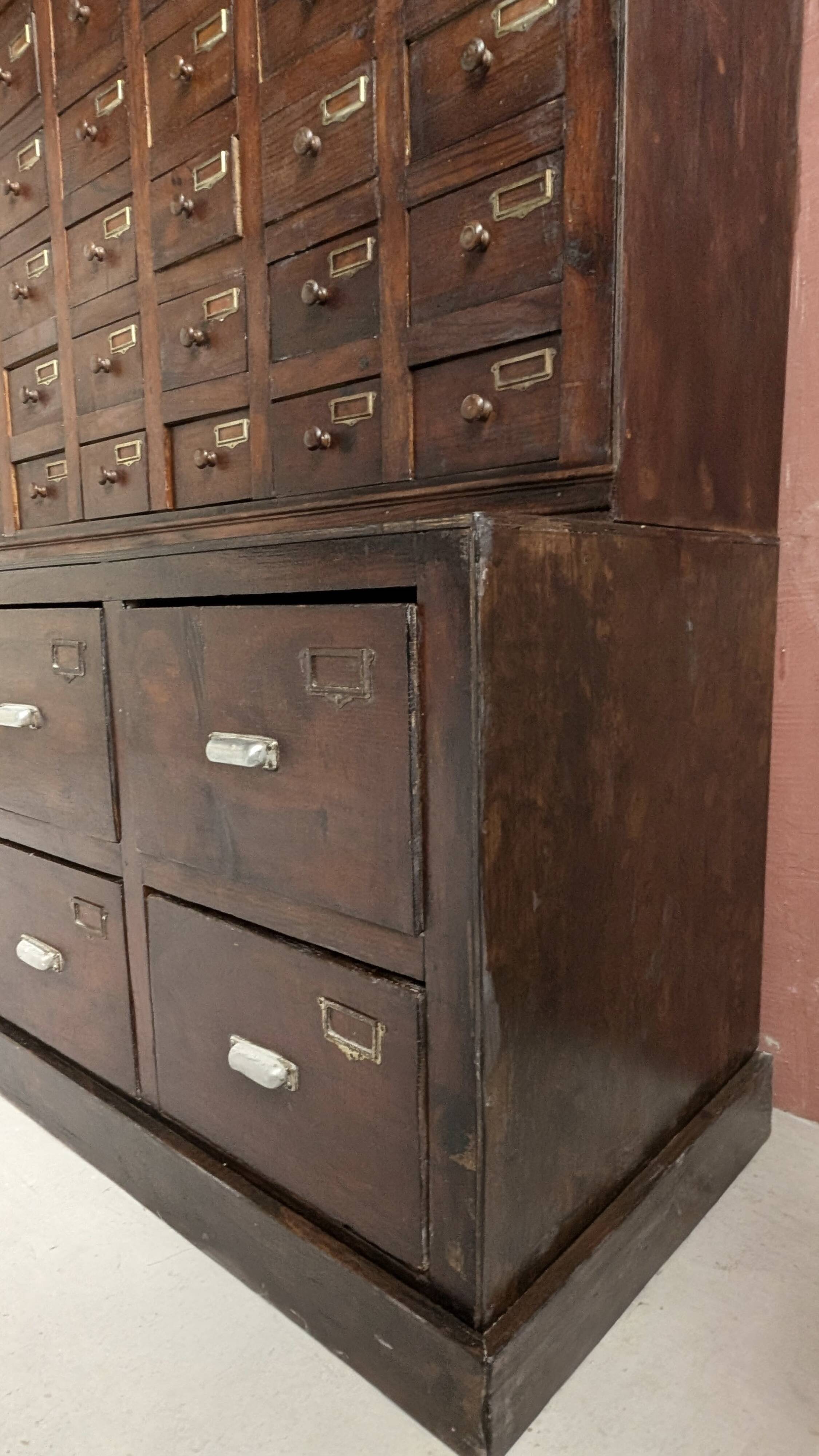 Grainetier, antique trade furniture