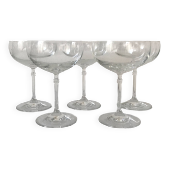 Set of 5 champagne glasses