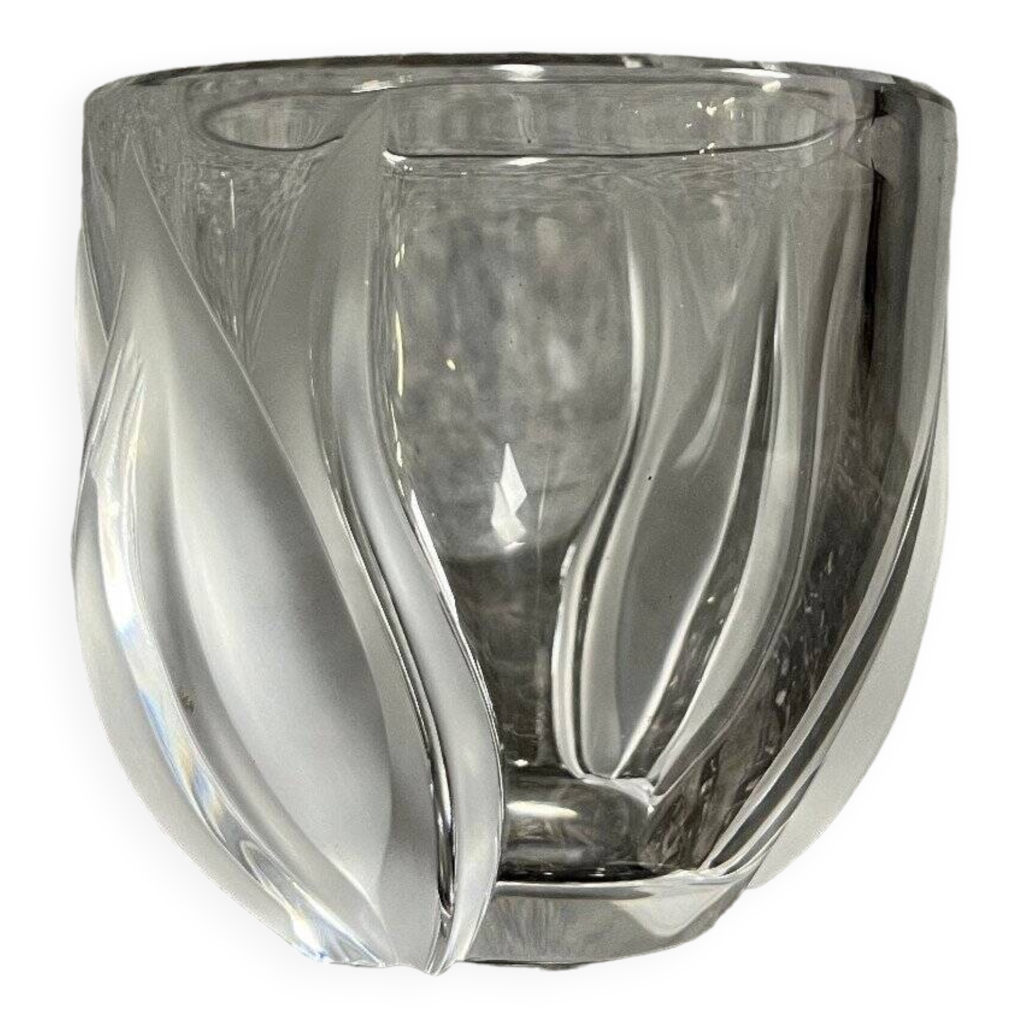 Lalique France: magnificent crystal tulip vase