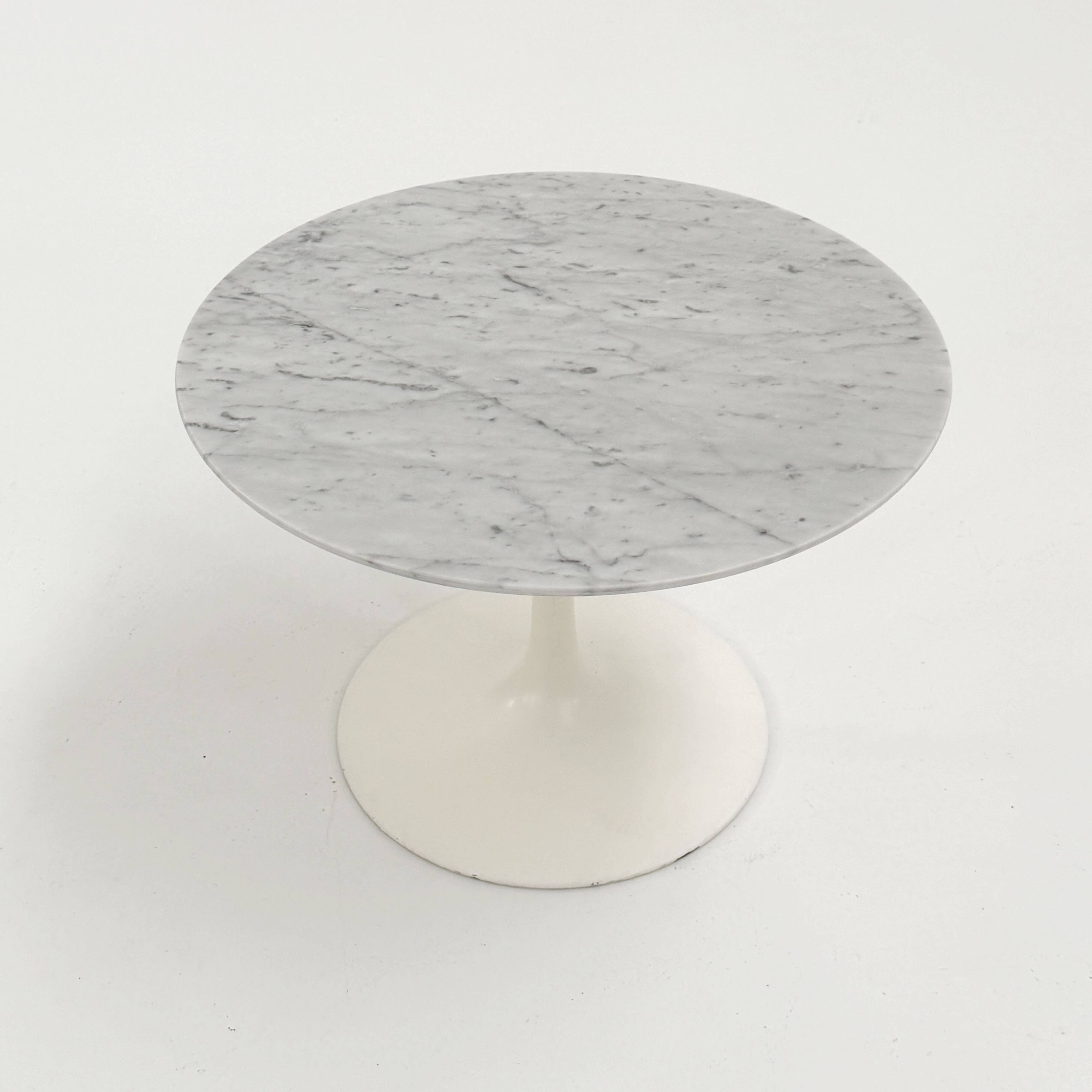 Tulip marble side table by Eero Saarinen for Knoll, 1970