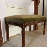 Piano bench