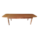 Farm table