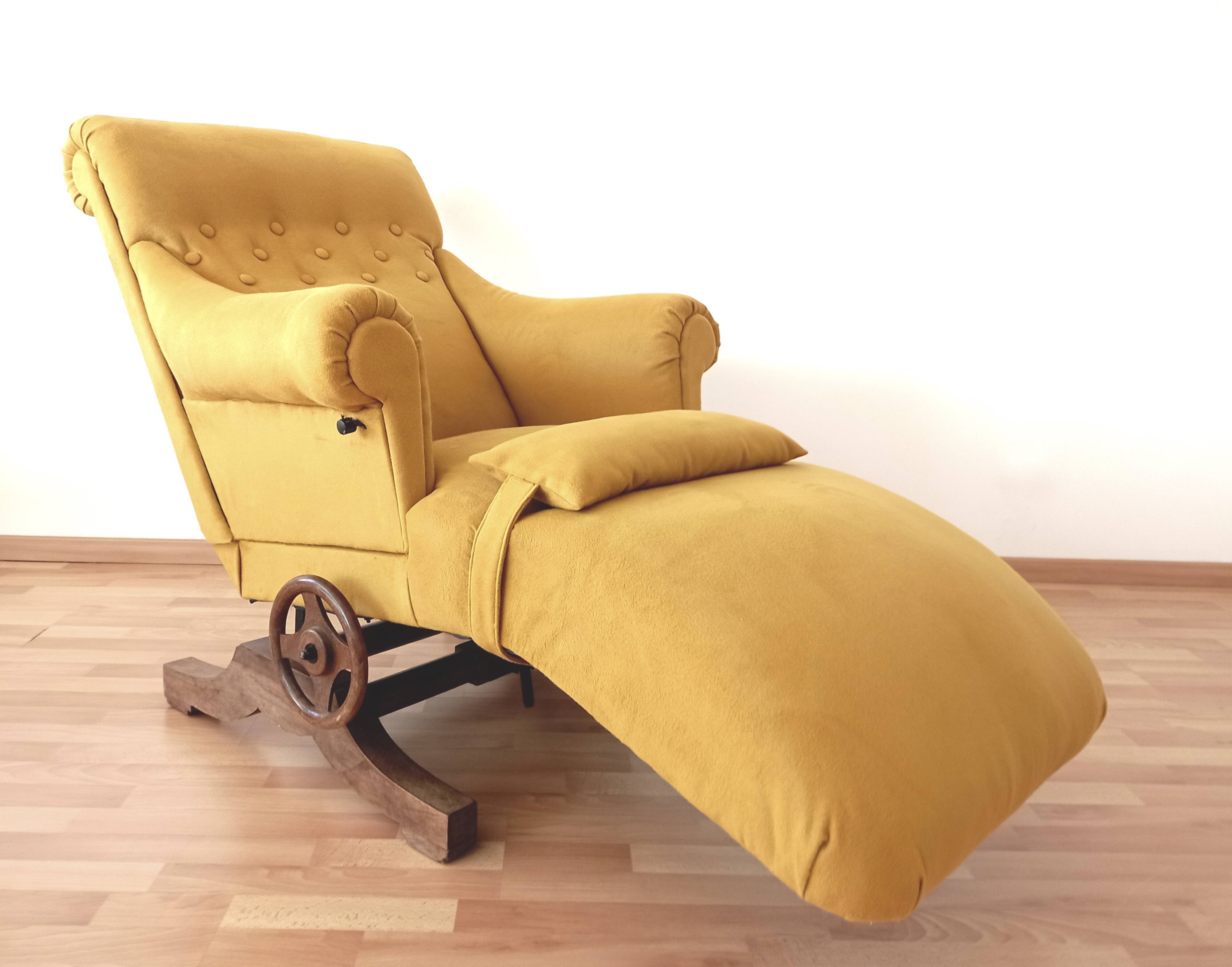 Armchair "Le Surrepos" by Doctor Pascaud
