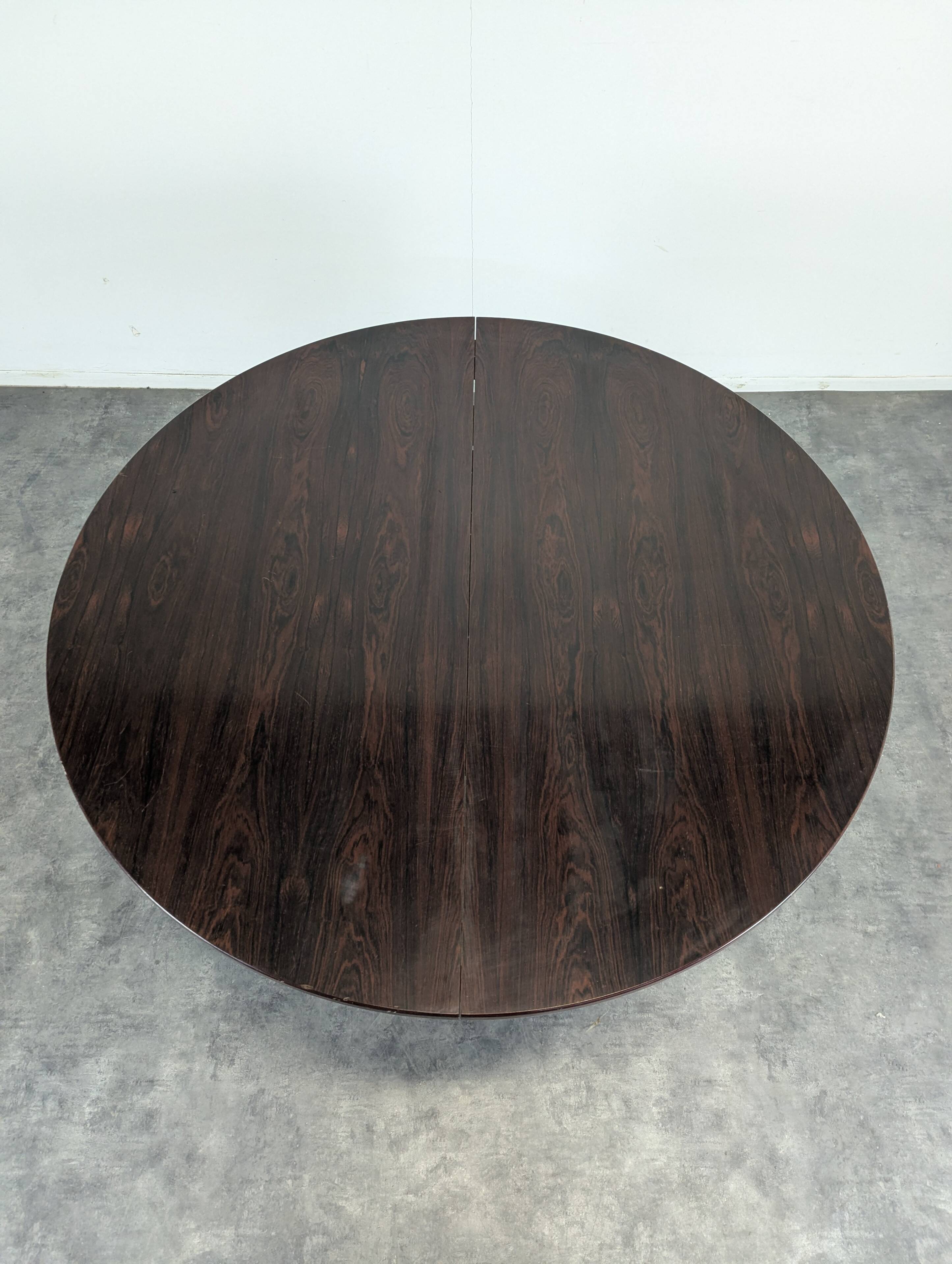 Table scandinave en palissandre avec allonge