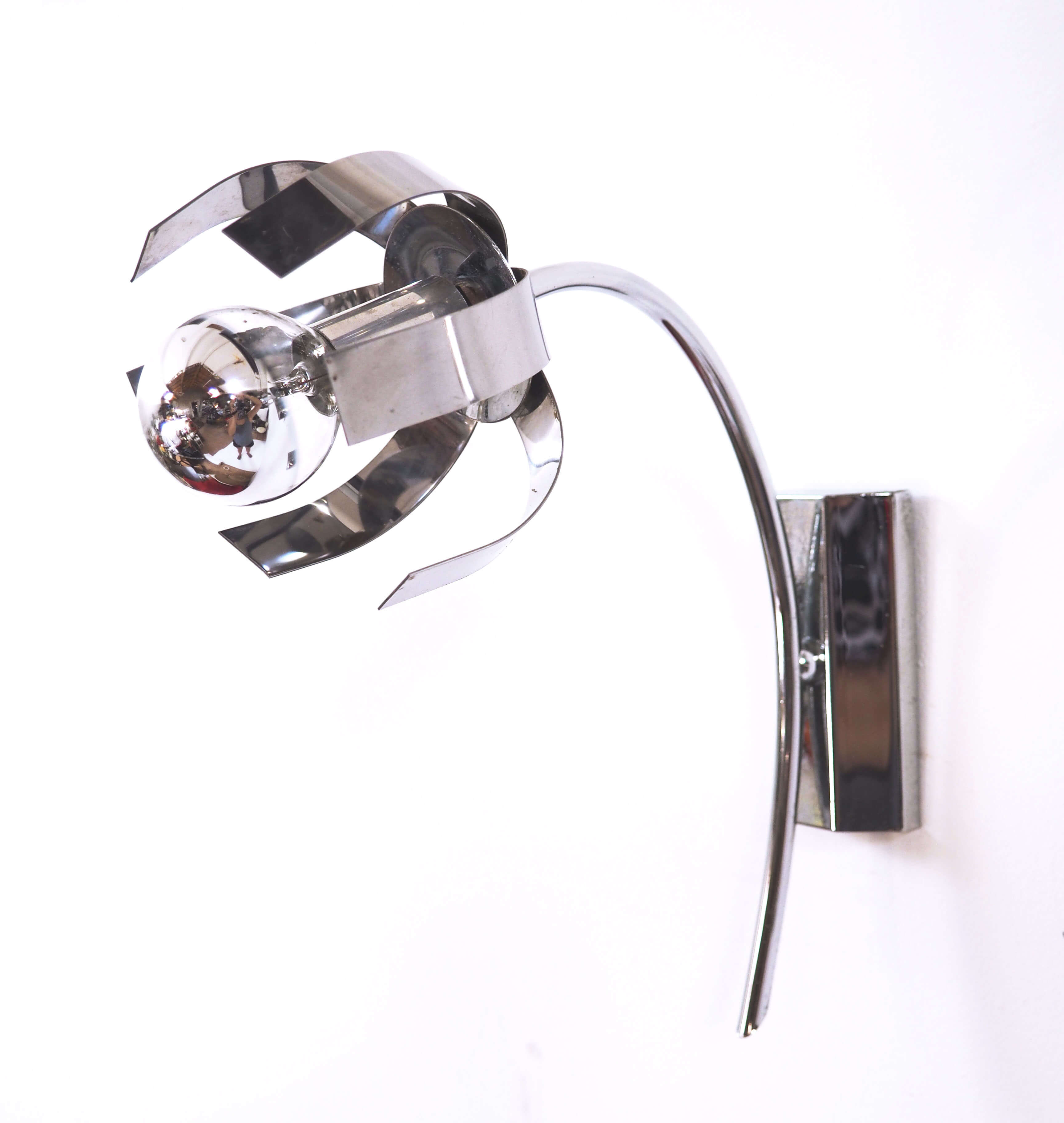 Pair of wall stainless