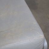 Vintage grey cow leather bauhaus design armchair by Ahrend de Cirkel