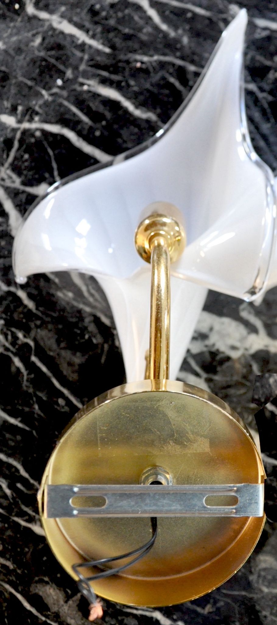 Applique fleur de lys blanche, verre de murano, Italie, 1970