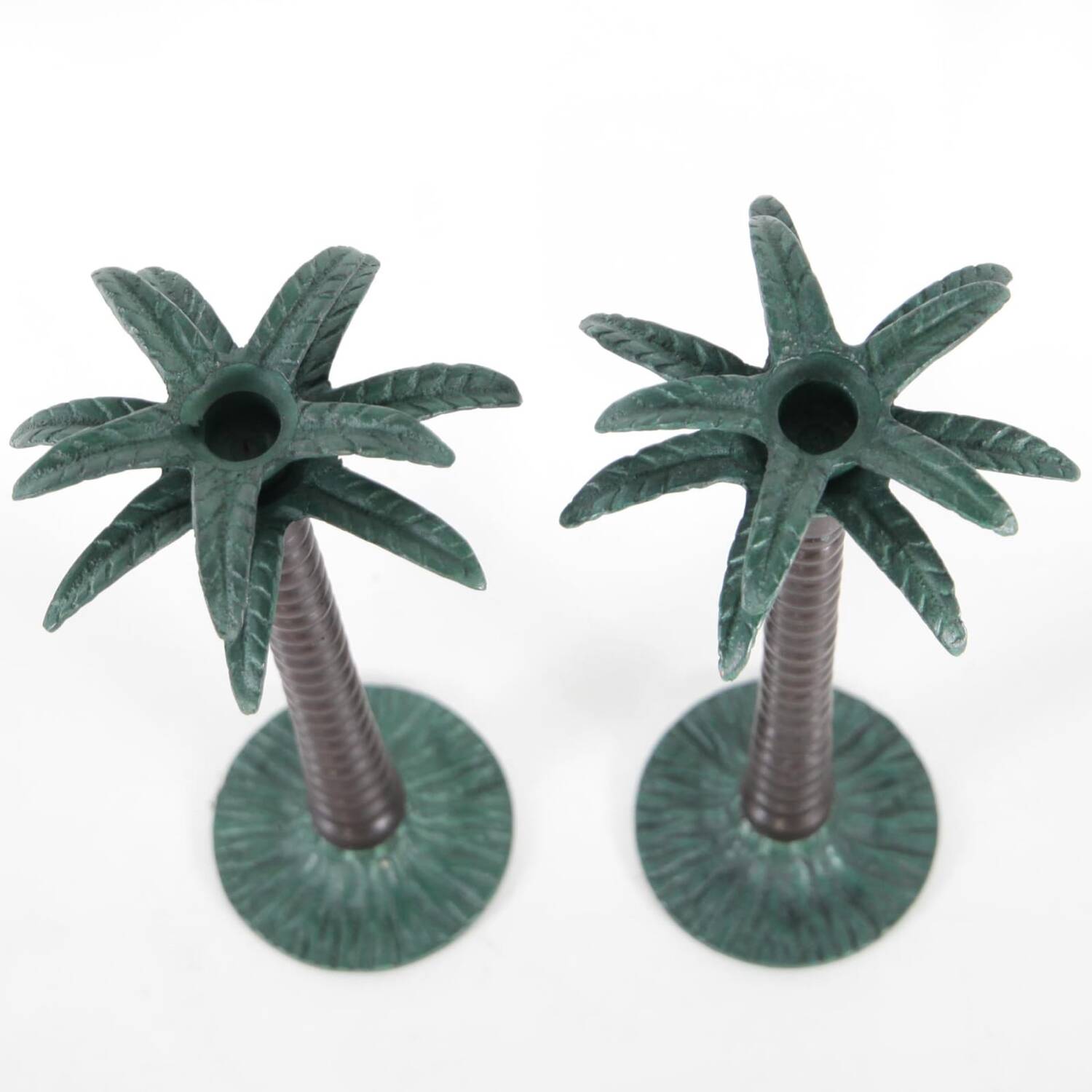 Lot de bougeoirs en laiton