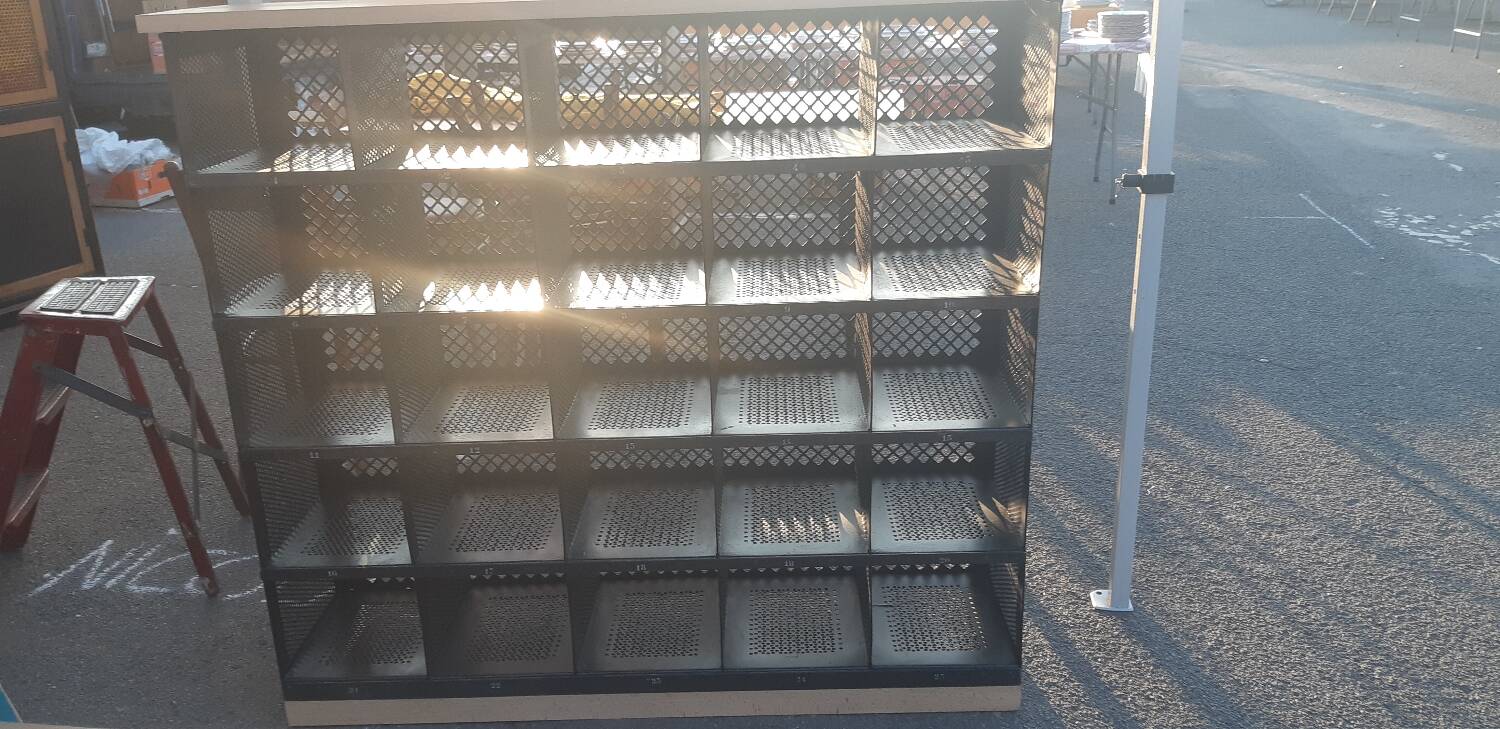 Metal shelving furniture