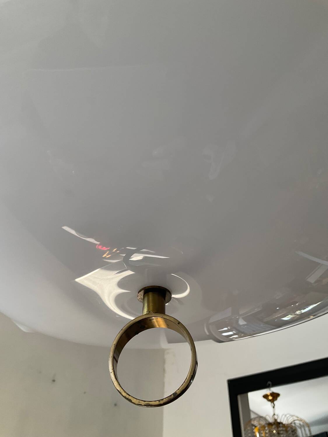 Suspension by Stilux rises and falls from the 60s-70s