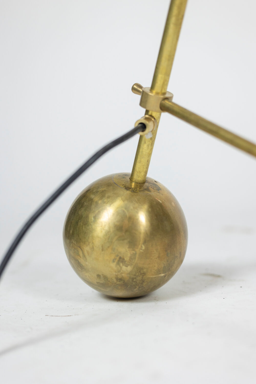 Floor lamp in perforated sheet metal and gilded brass, 1960s