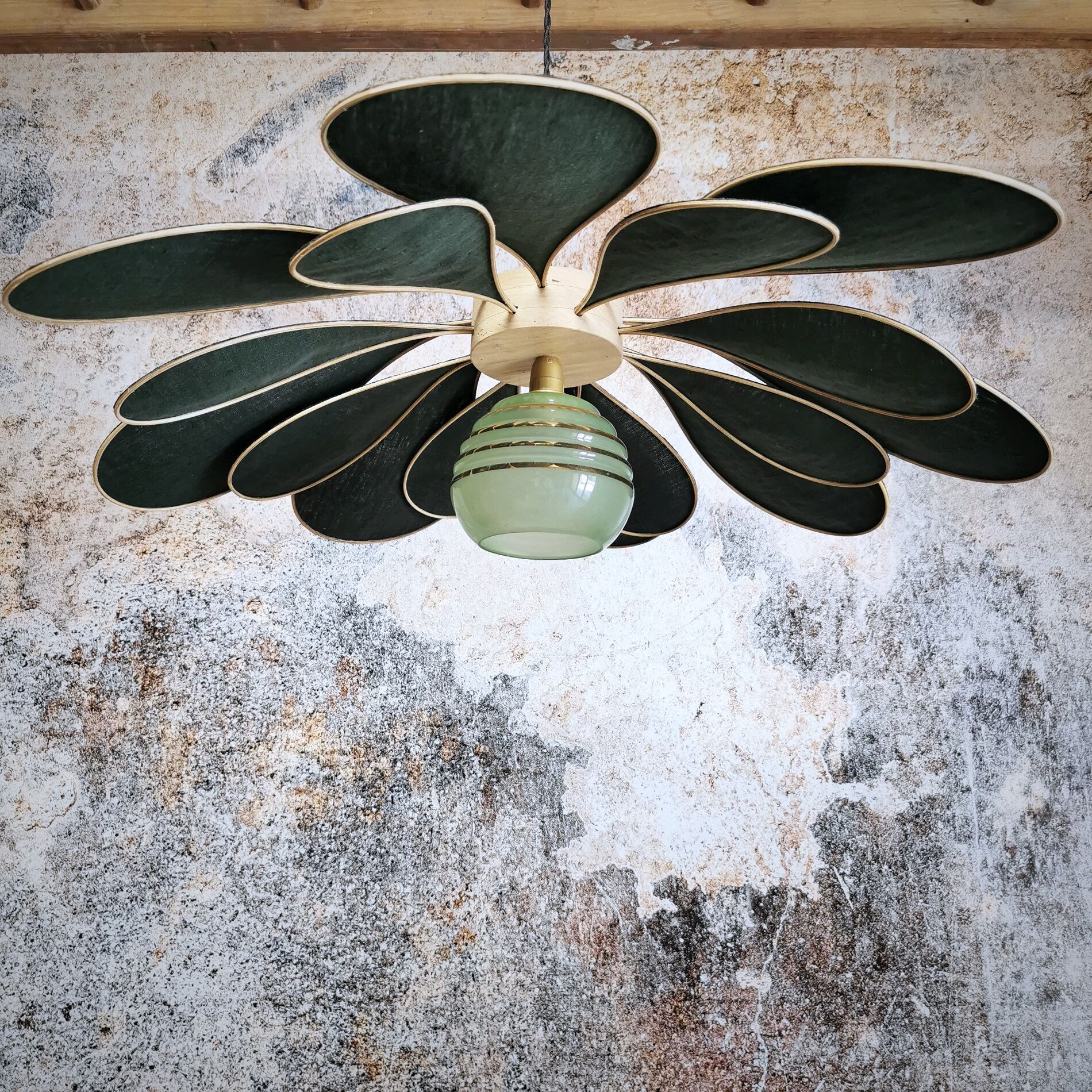 Suspension flower petals linen and rattan, vintage globe