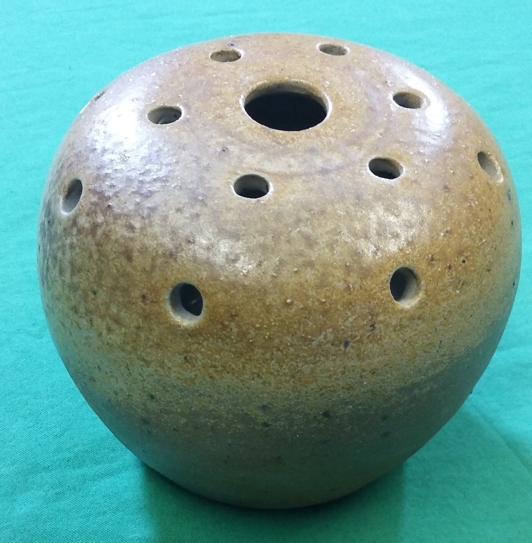 Sandstone flower spade