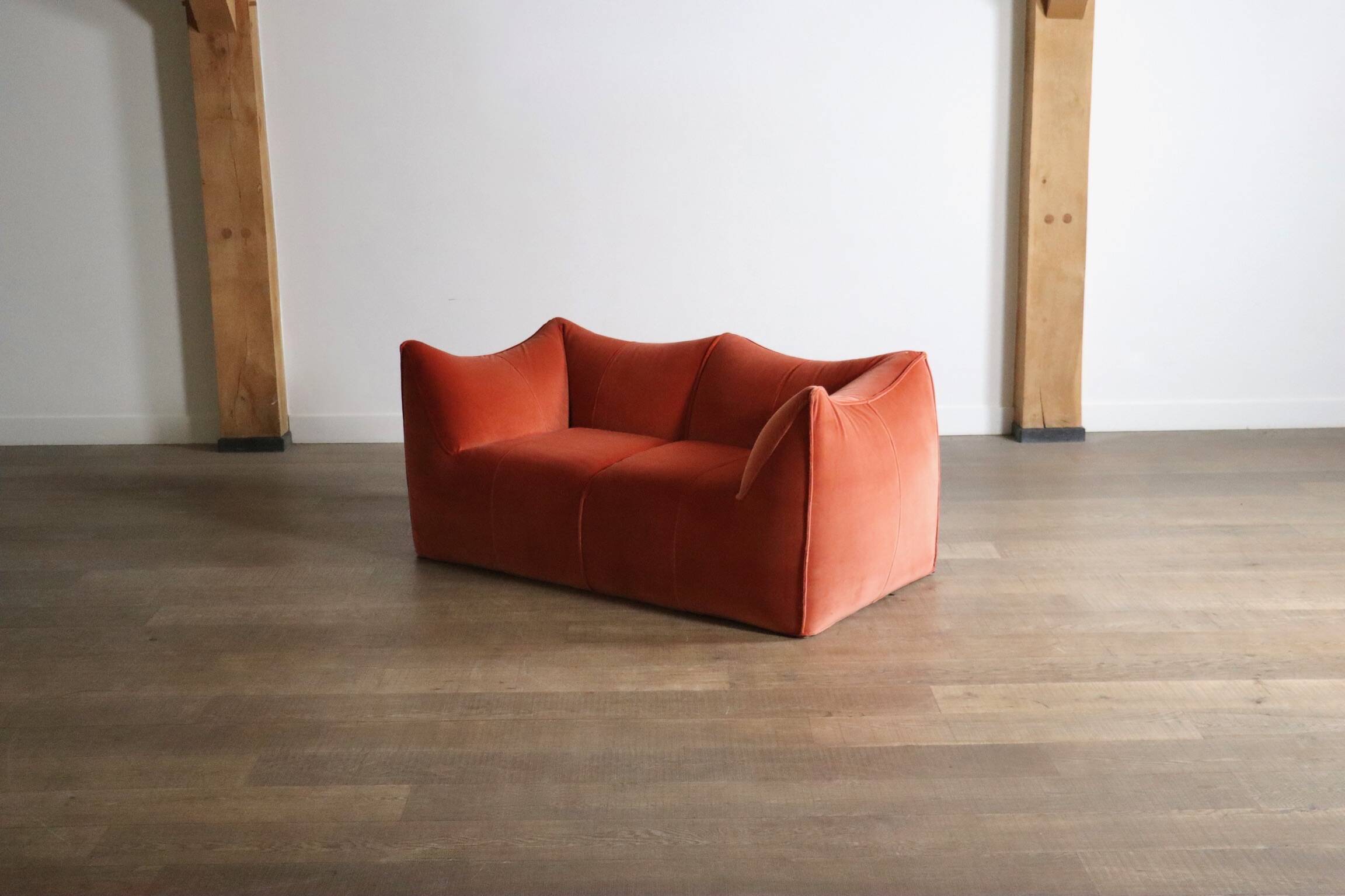 Le Bambole sofa in coral velvet By Mario Bellini For B&B Italia, 1970s