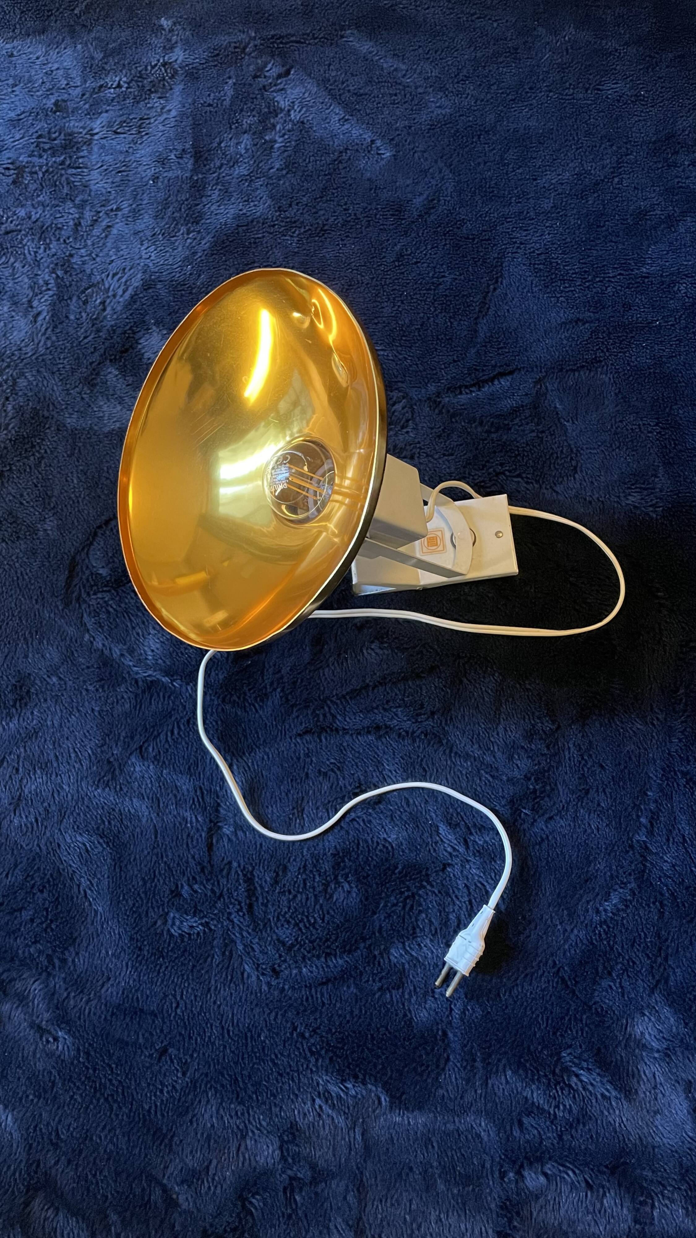 Lampe à pince Lita en métal doré et blanc