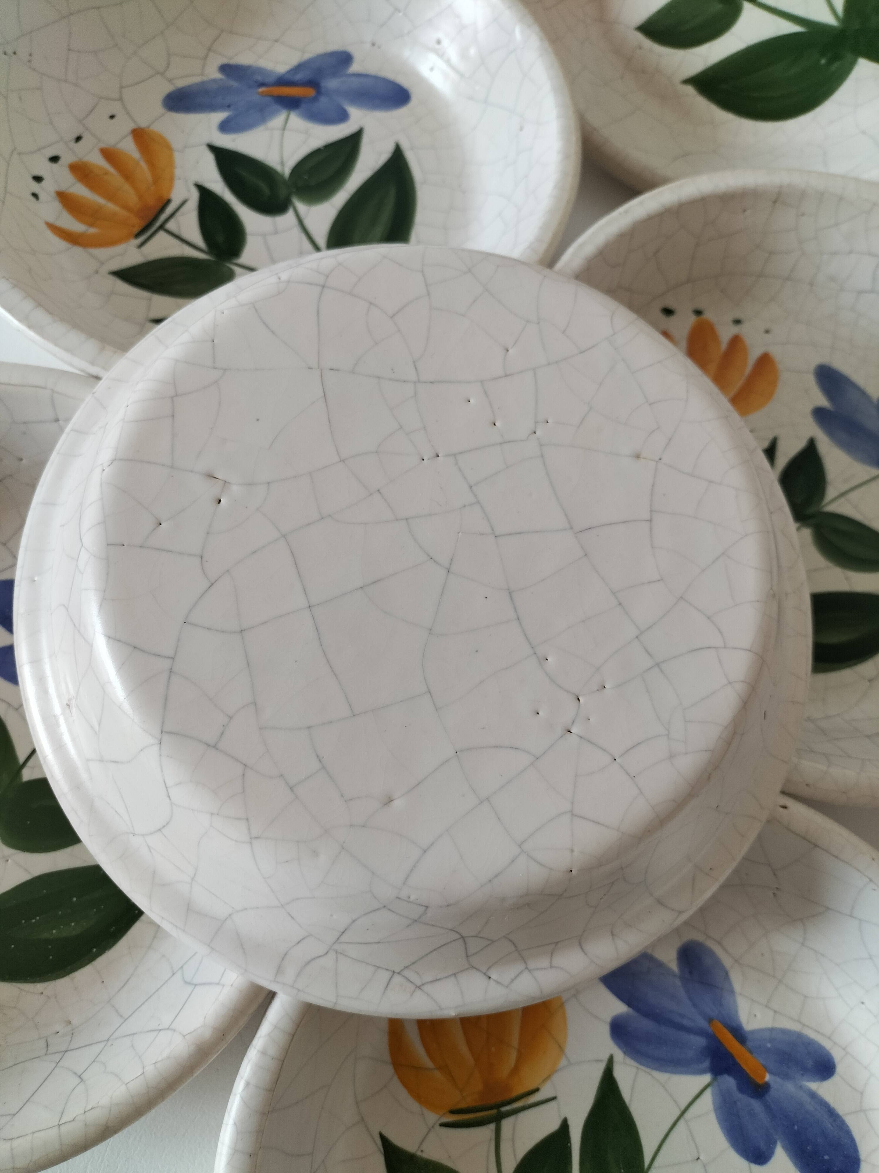 6 deep plates Poteries du Marais hand-painted floral decoration from the 60s and 70s