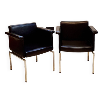 Pair of Dassas edition 'apha' armchairs