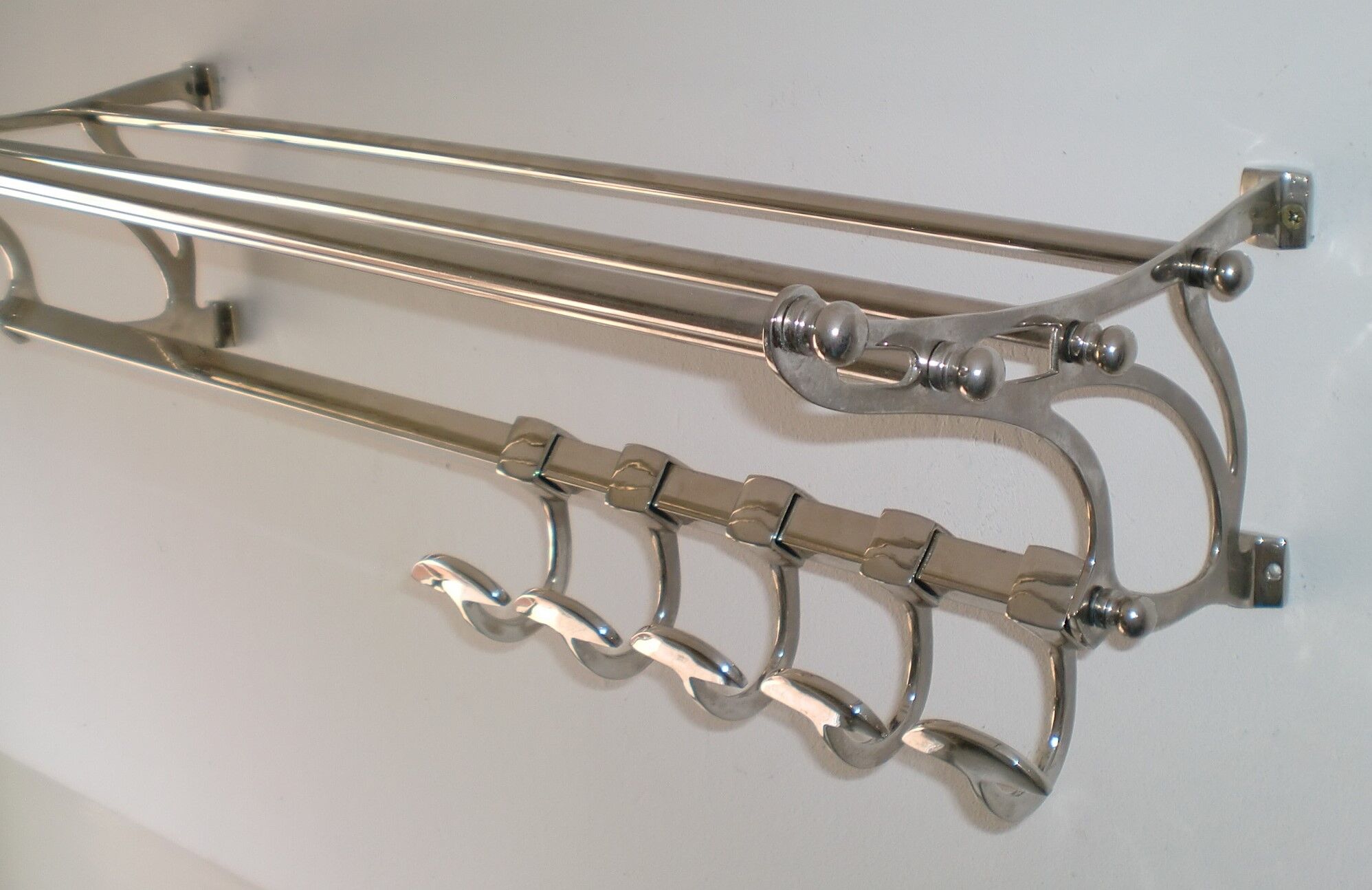 Art-Deco / Art-Nouveau Coat Rack & 2 Hangers