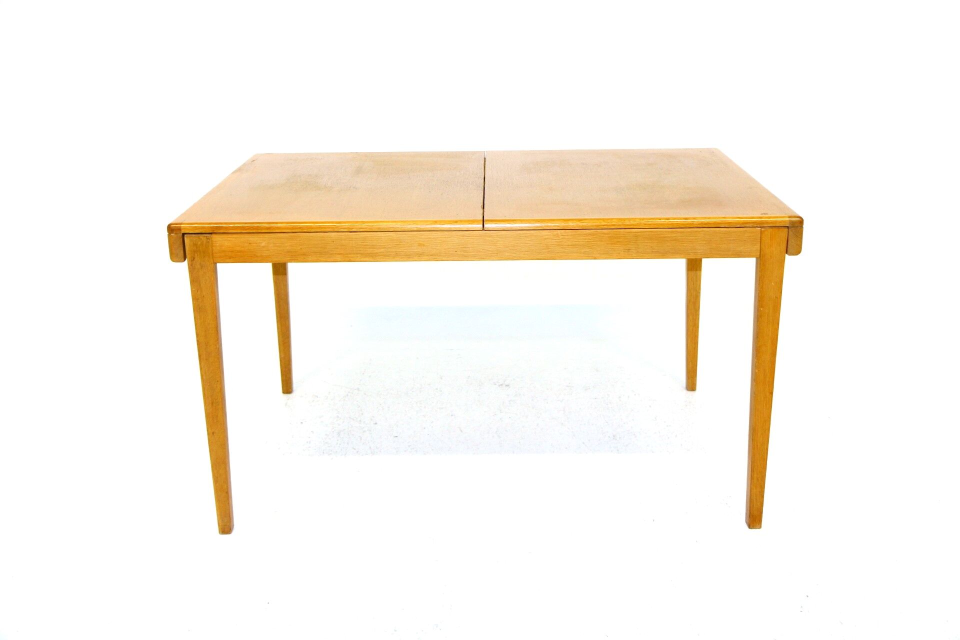 Oak dining table, Erik Wørtz, Sweden, 1960
