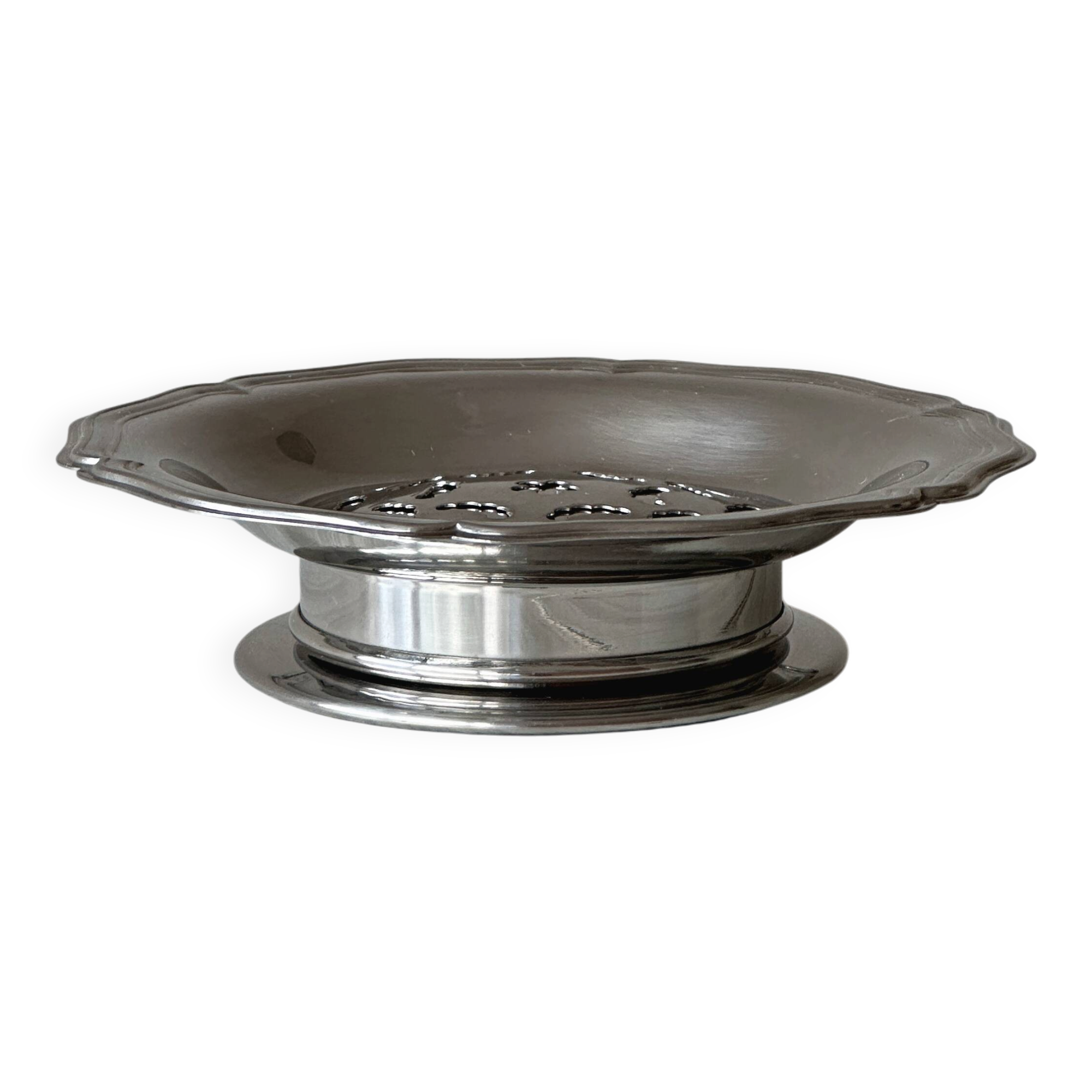 Silver-plated shell butter dish