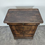 Small Louis Philippe style chest of drawers in mahogany