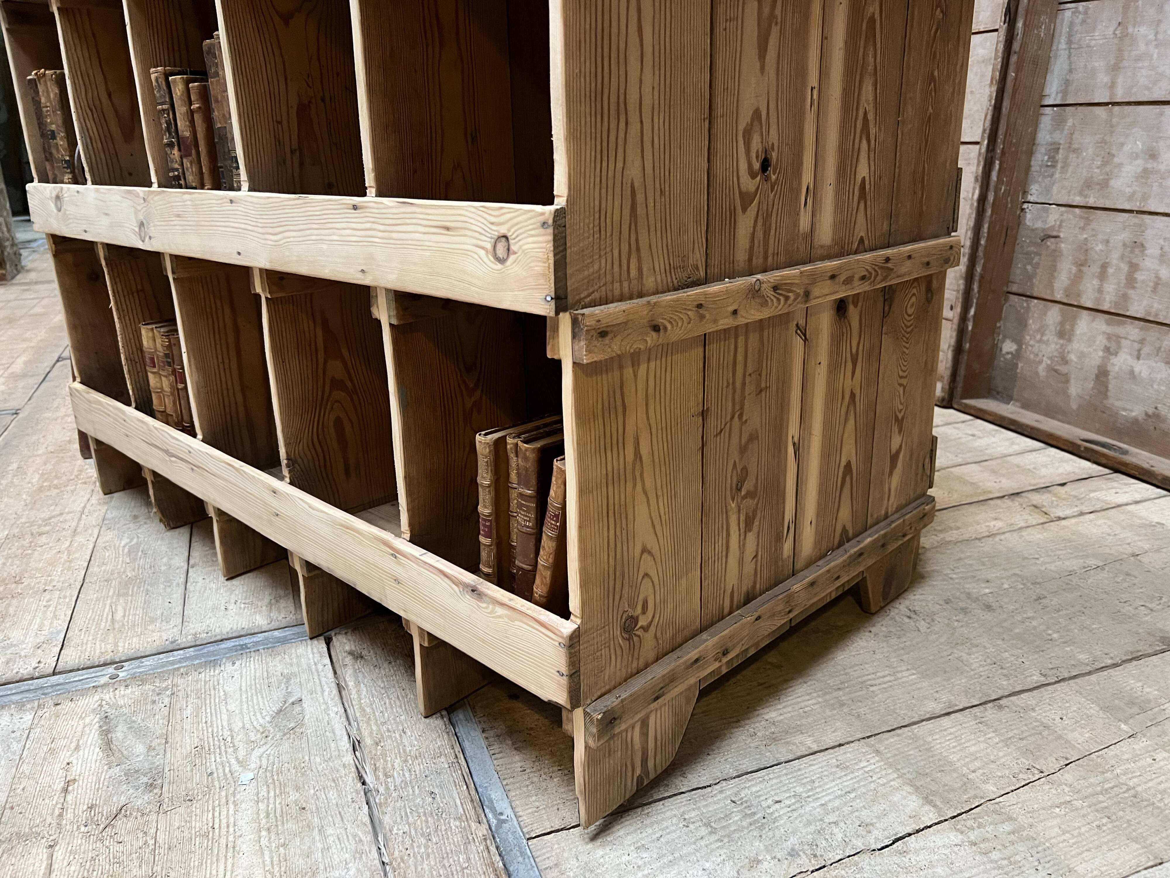 Double-sided locker craft furniture