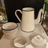 Enamelled coffee maker