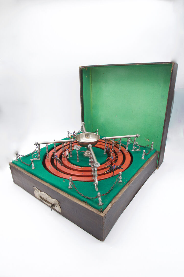 Lottery game France 1900'