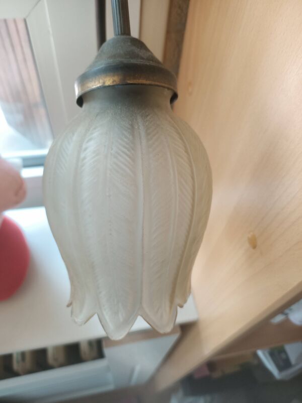 Lampe Art déco française en verre pressé signée See Delmas