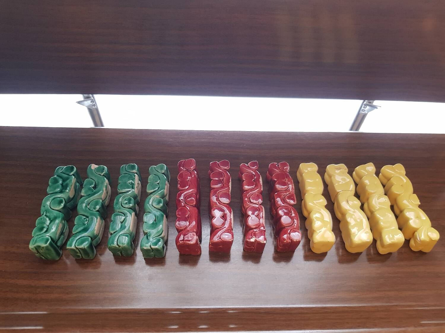 Set of 12 knife holders