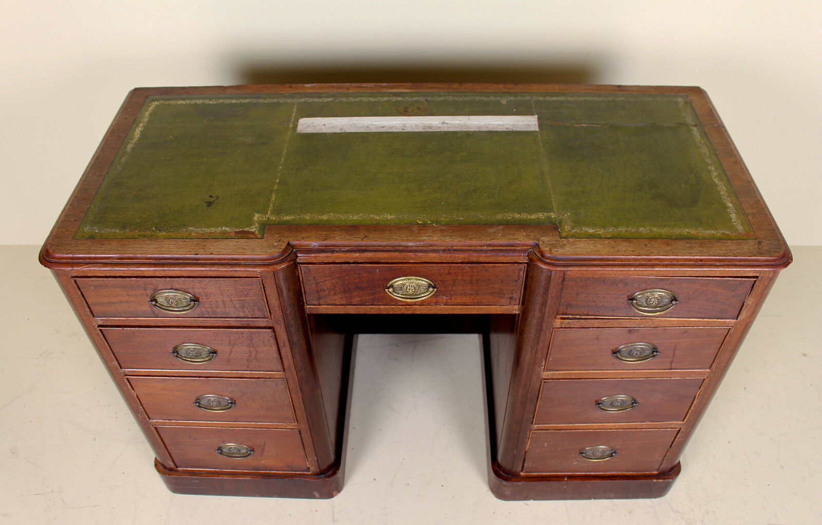Bureau Victorian oak and leather